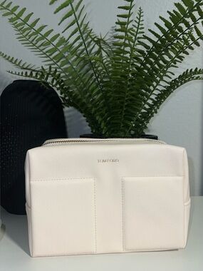 Tom Ford in Dove Grey Leather Cosmetic Pouch NWT